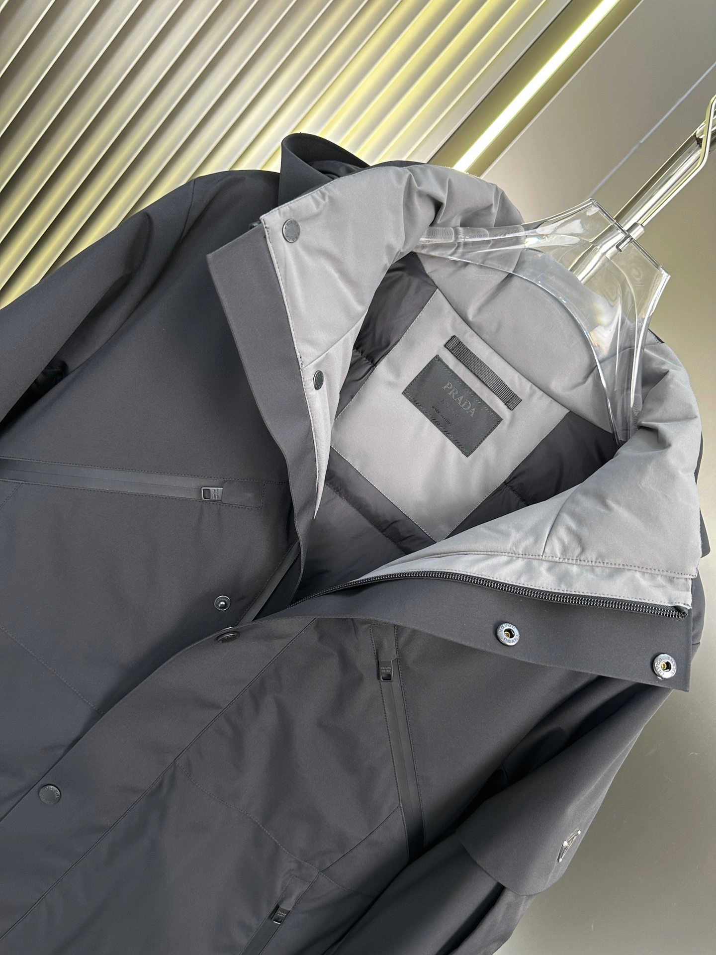 ComfortFit Prada Down Jackets 172778