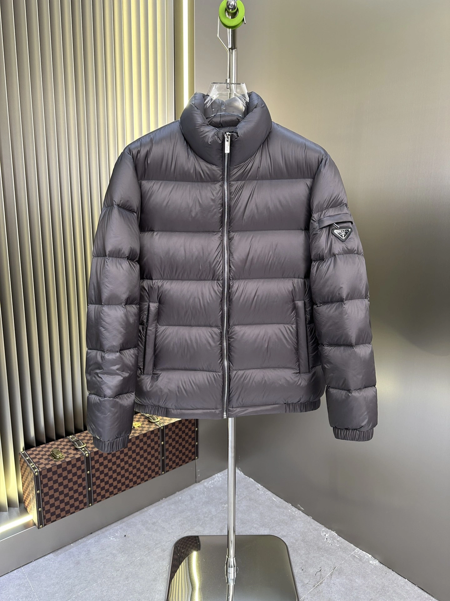 Prada Down Jackets FreshLook 172833