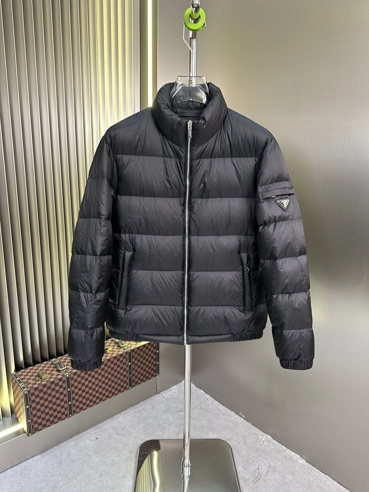 Prada Down Jackets FreshLook 172833