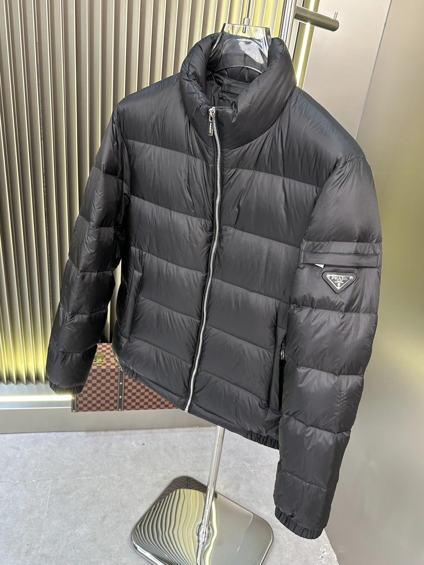 Prada Down Jackets FreshLook 172833