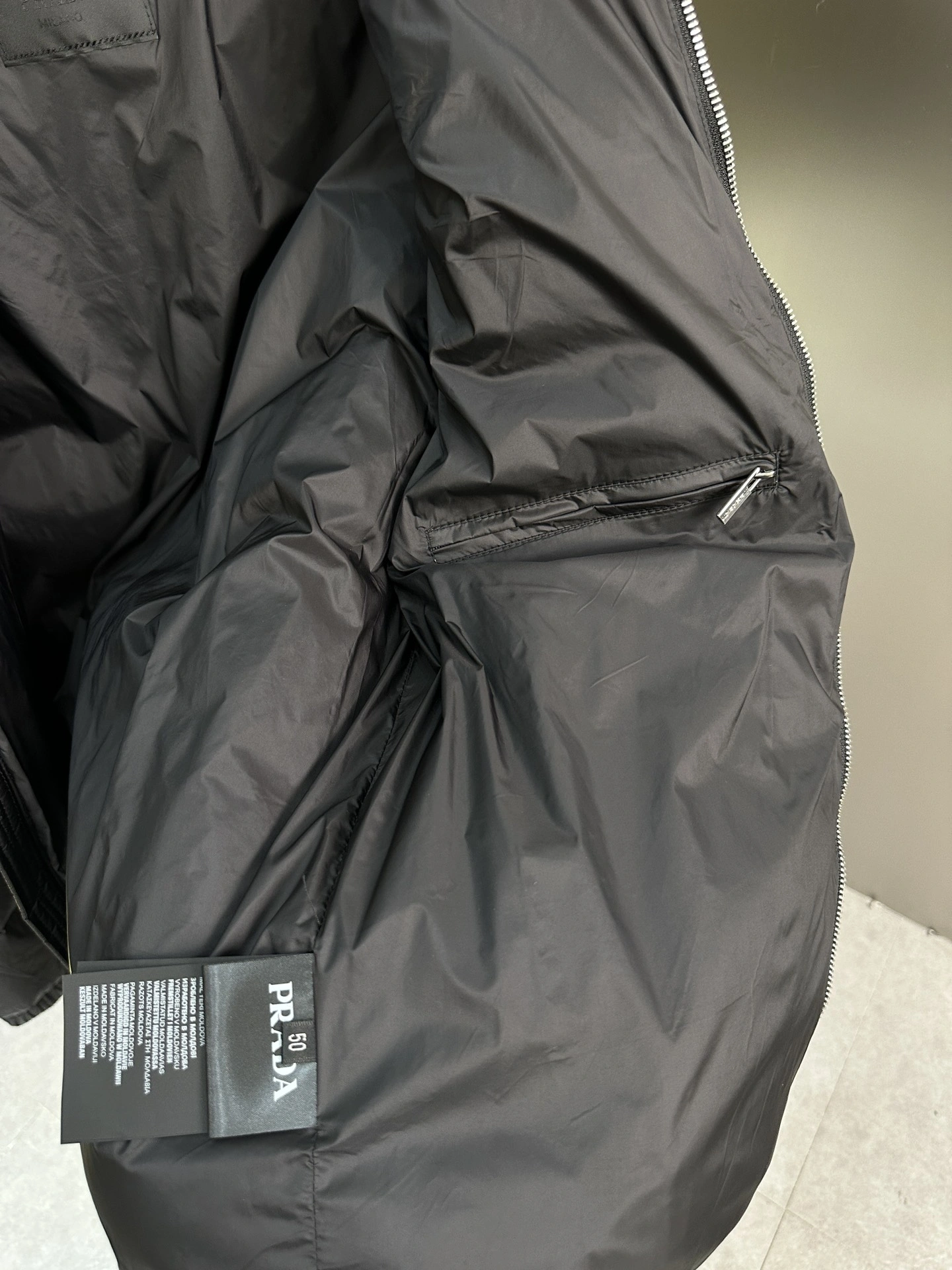 Prada Down Jackets FreshLook 172833
