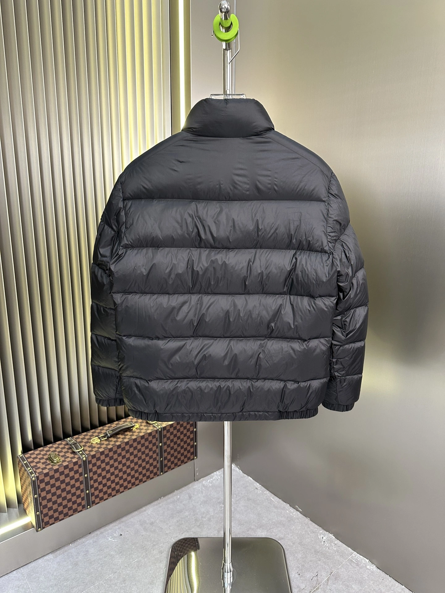 Prada Down Jackets FreshLook 172833