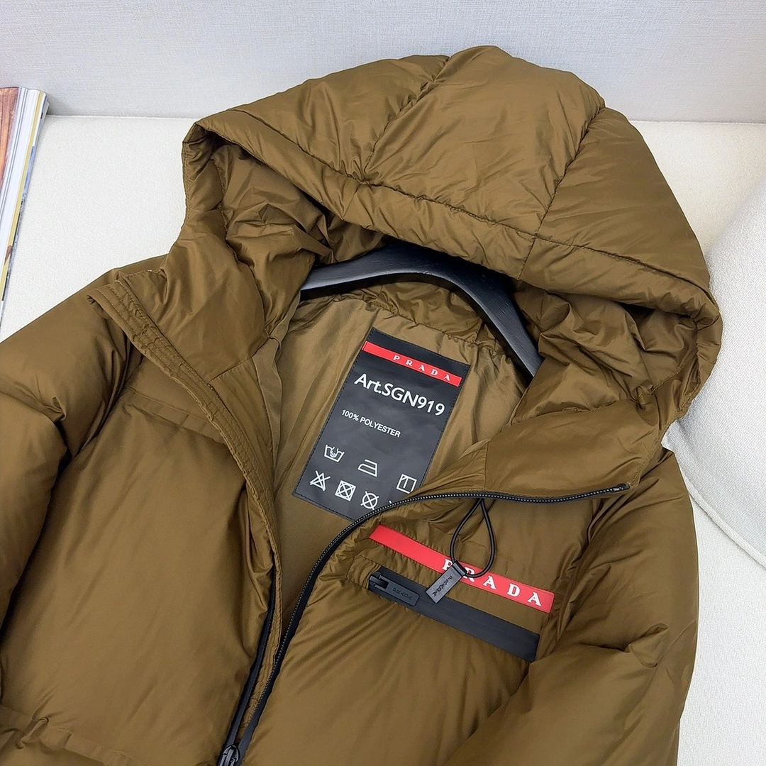 MultiPurpose Prada Down Jackets 172775