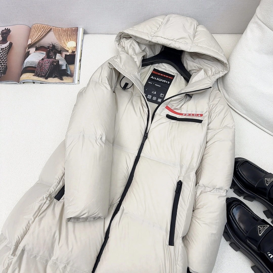 Vibrant Prada Down Jackets 172834