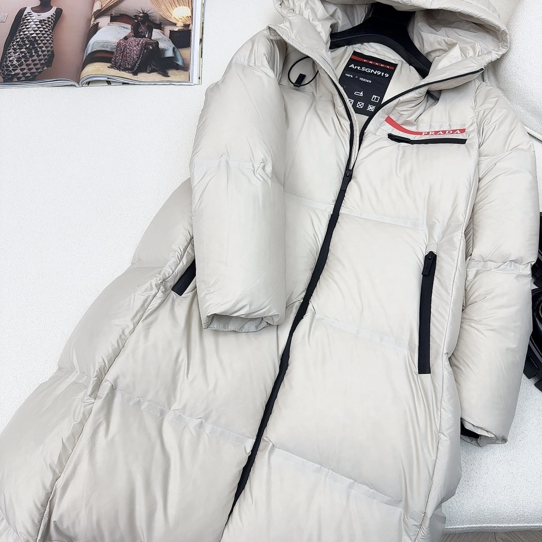 Vibrant Prada Down Jackets 172834