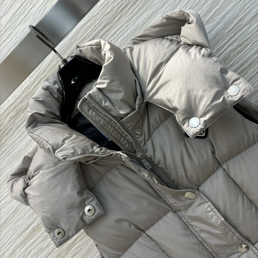 ModernLook Prada Down Jackets 172776