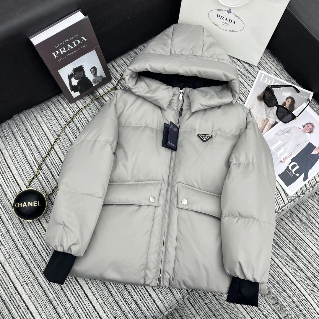 Prada Down Jackets Resilient 172771