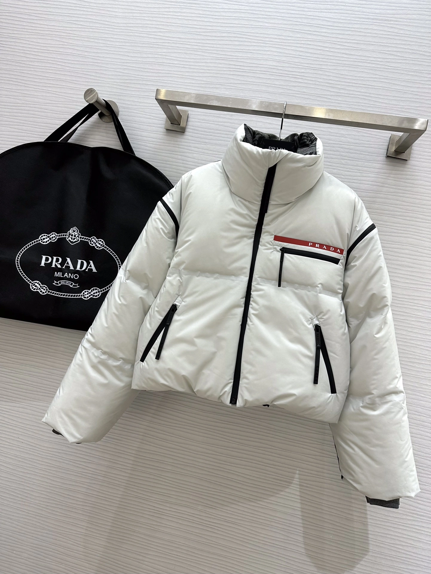 Prada Down Jackets DailyWear 172815