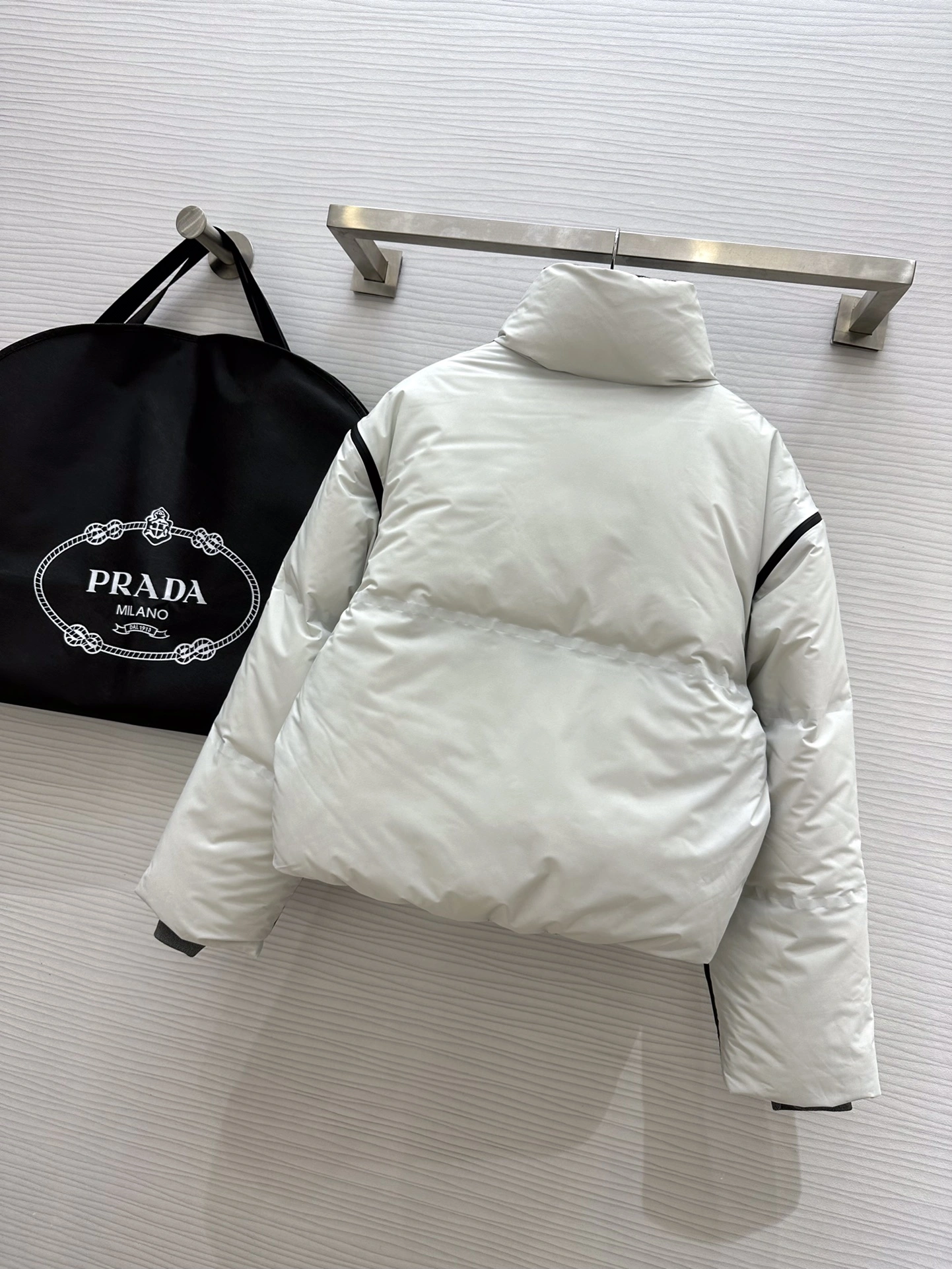 Prada Down Jackets DailyWear 172815