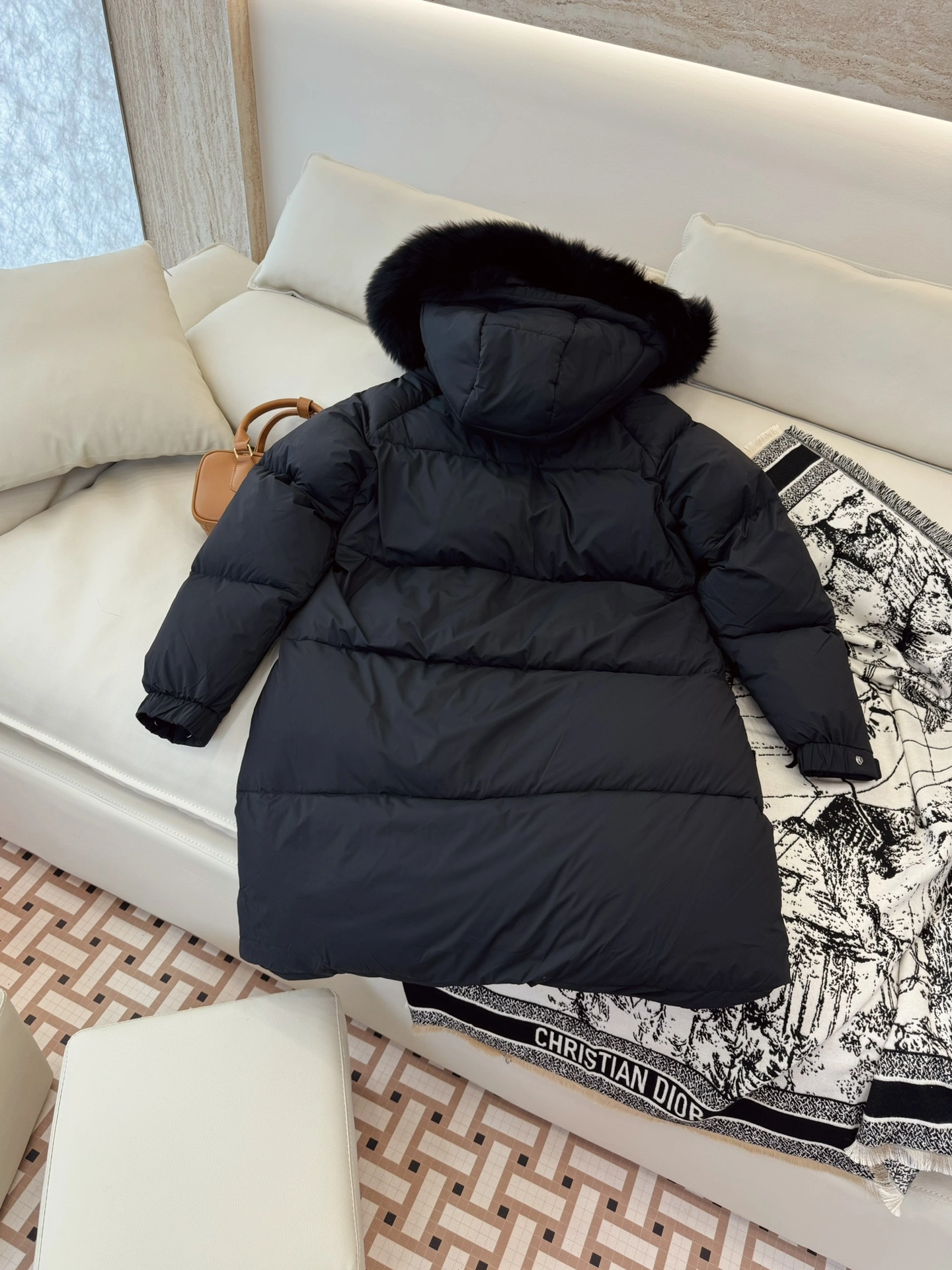Prada Down Jackets Snug 172758