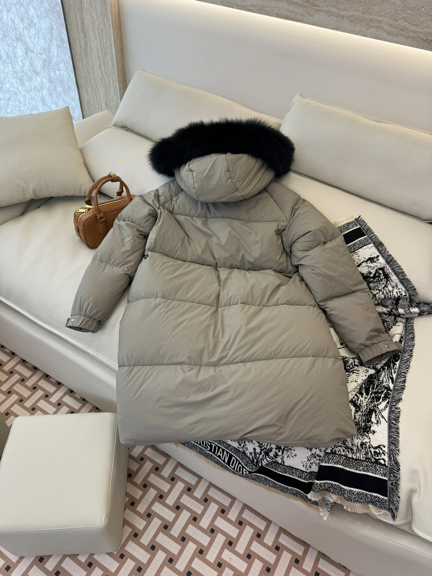 Prada Down Jackets ModernLook 172795