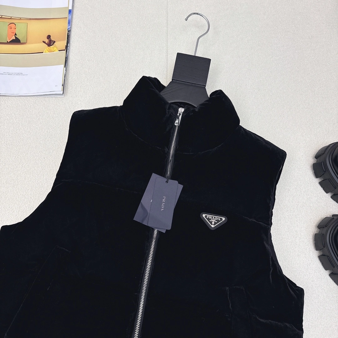 Prada Down Jackets Reliable 172760