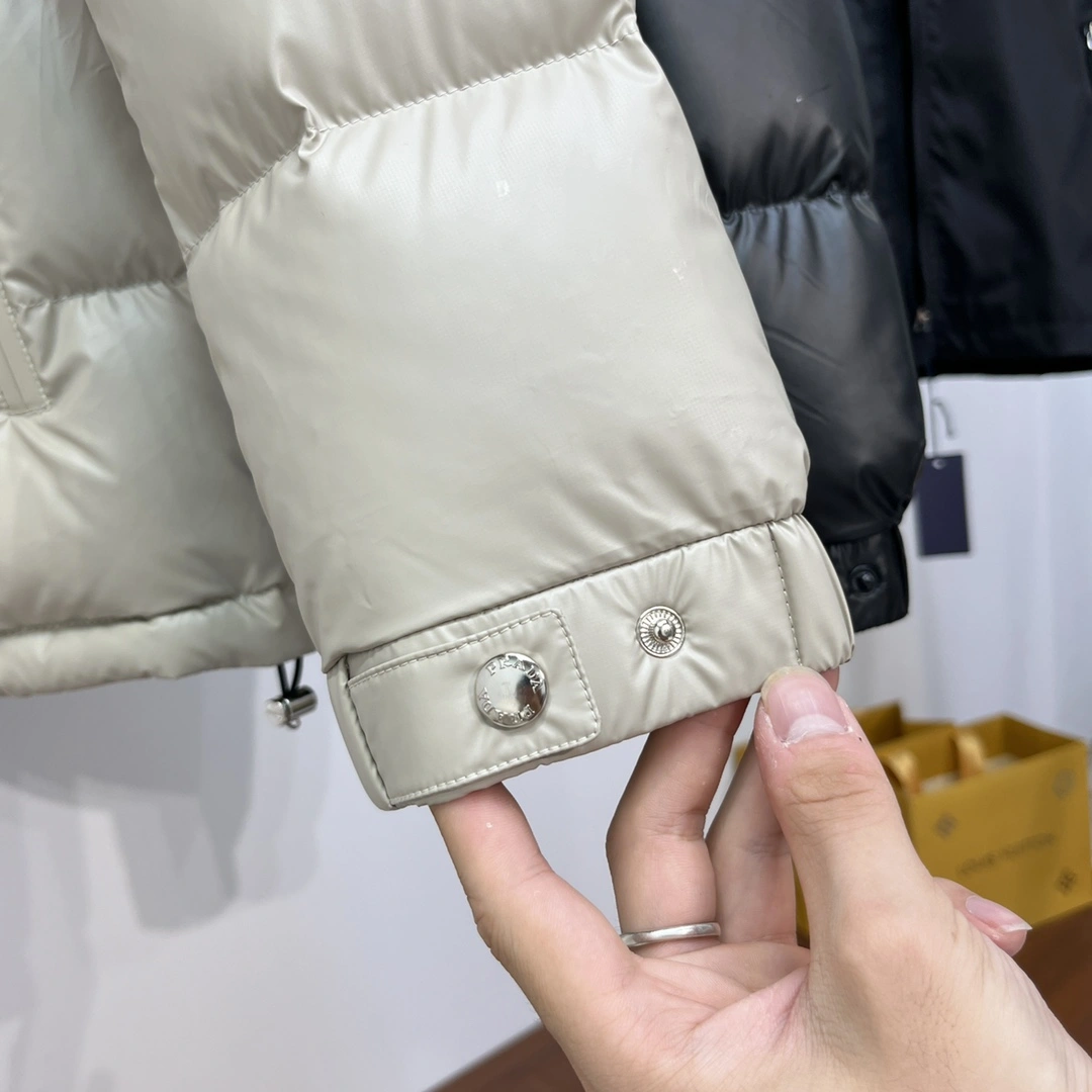 Prada Down Jackets Snug 172787