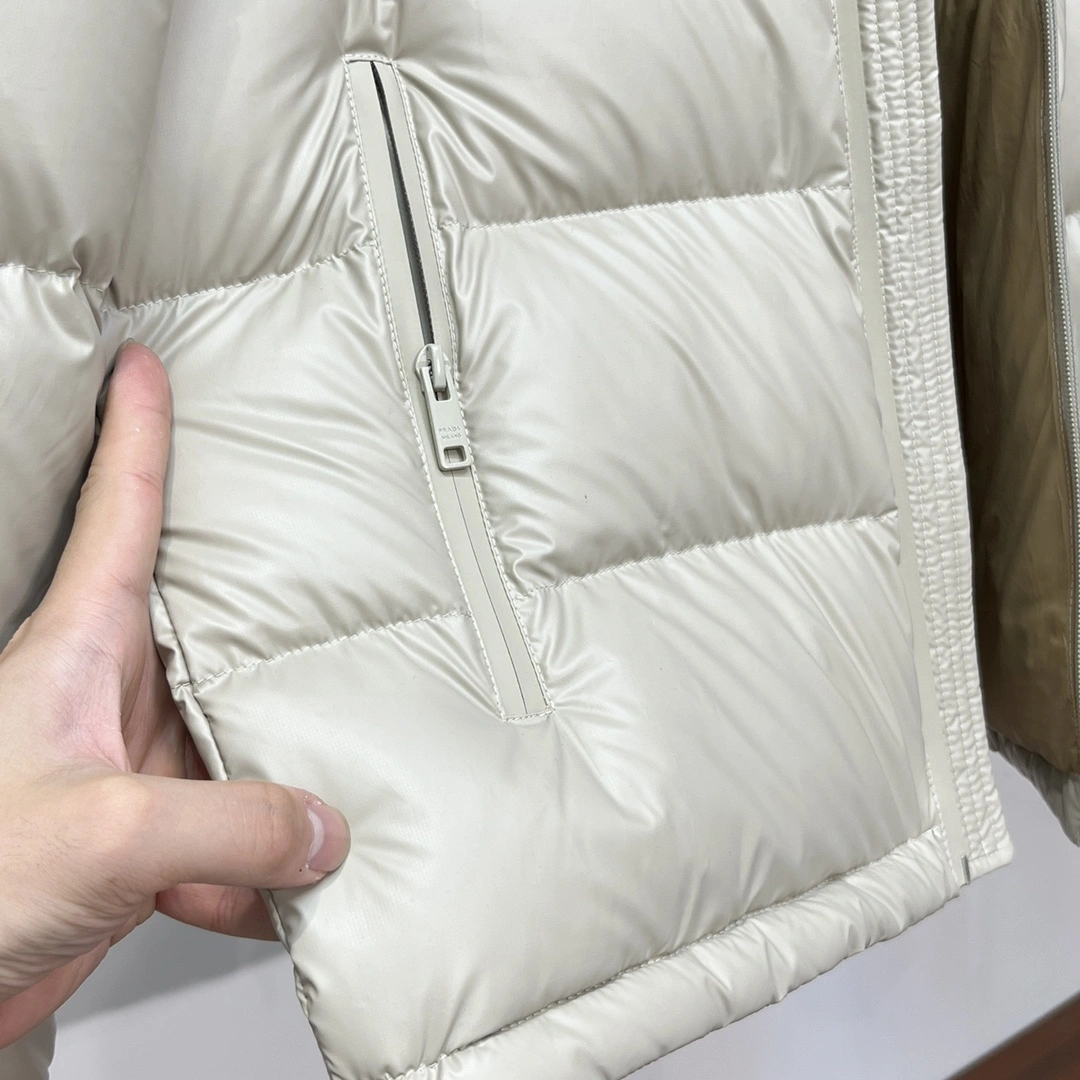 Prada Down Jackets Snug 172787