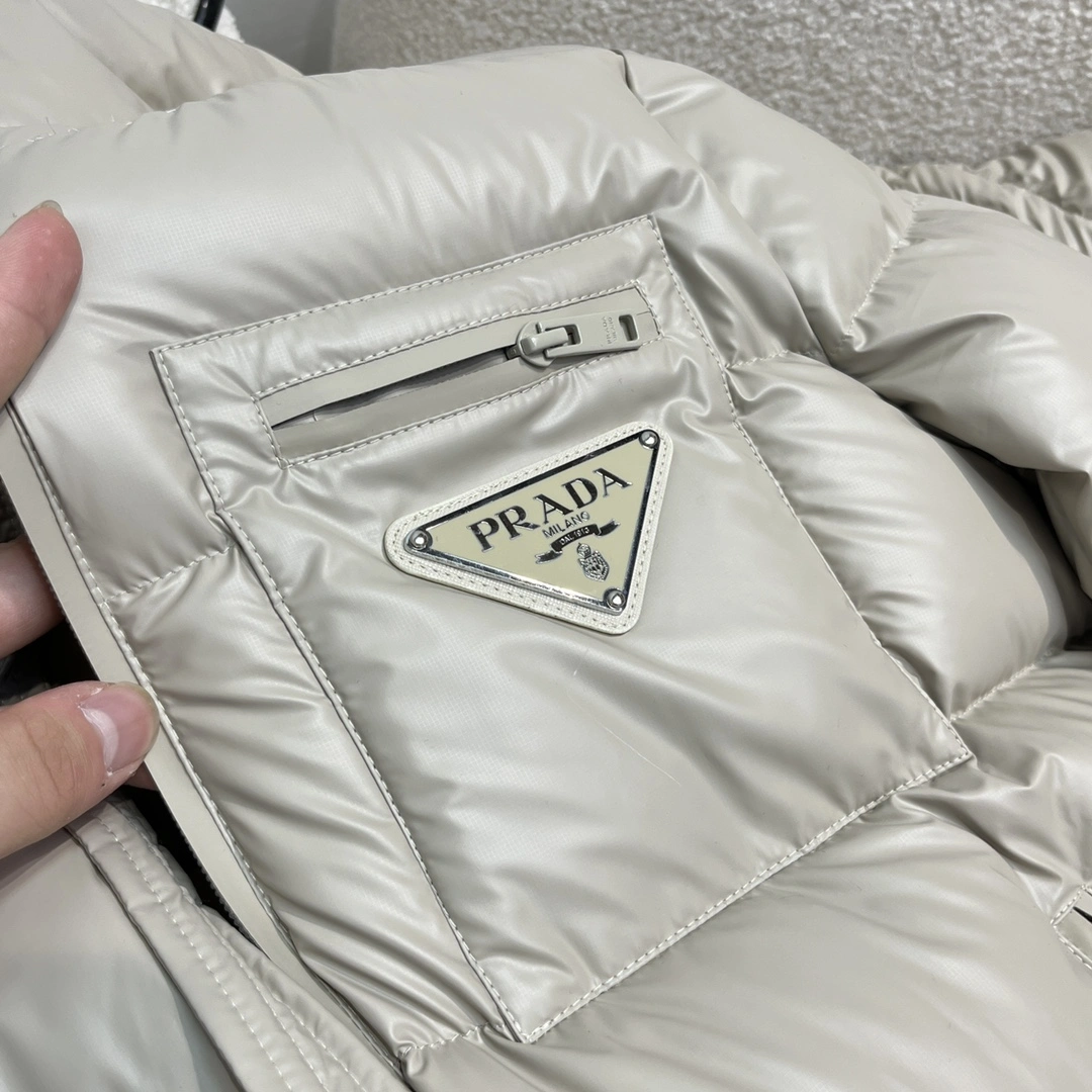 Prada Down Jackets Durable 172802