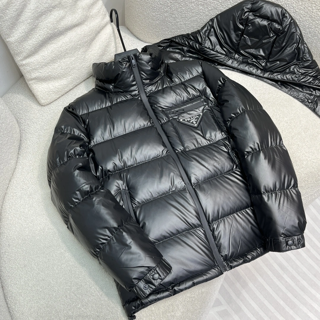 Prada Down Jackets EasyMatch 172751