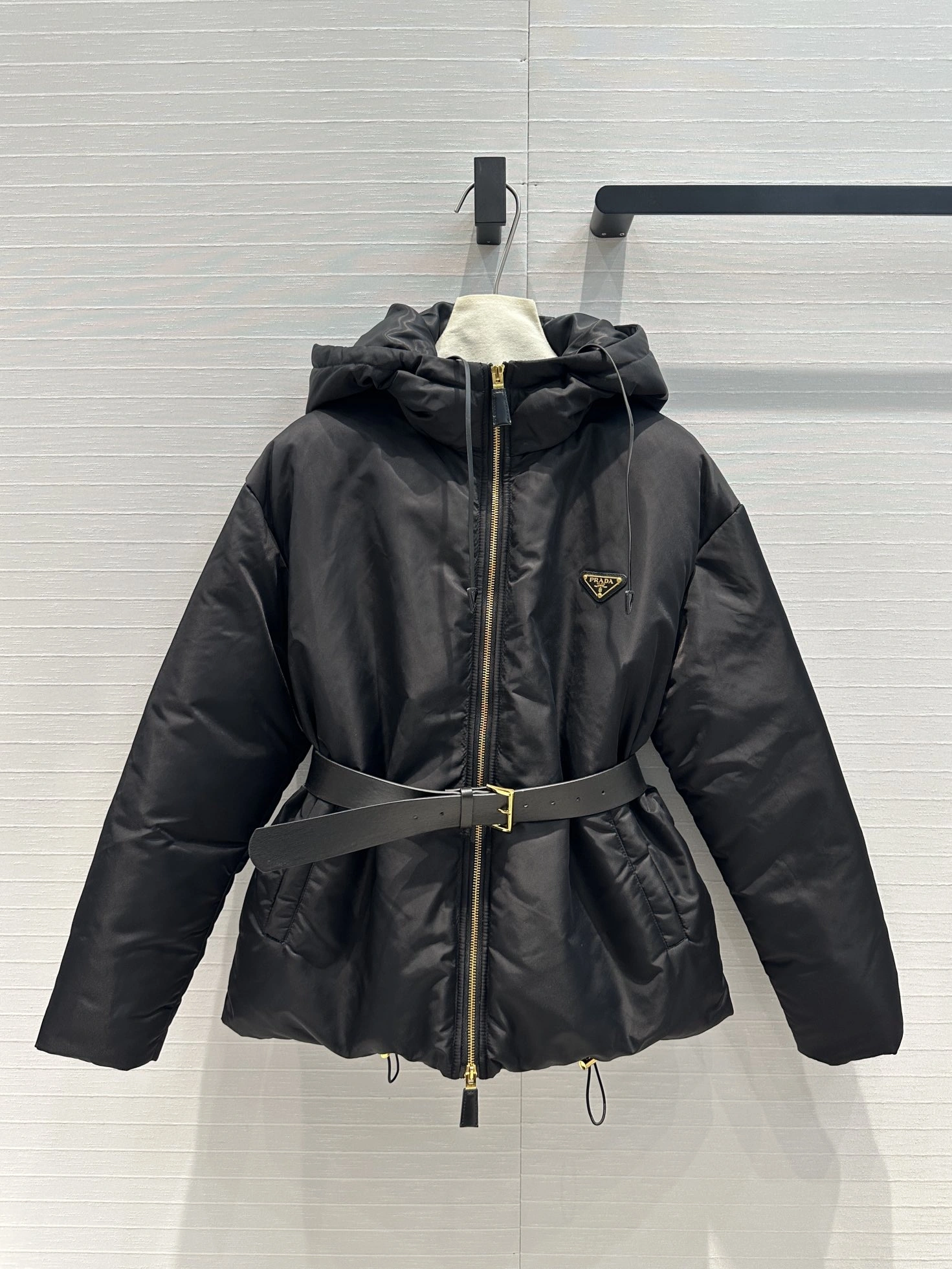 Snug Prada Down Jackets 172749