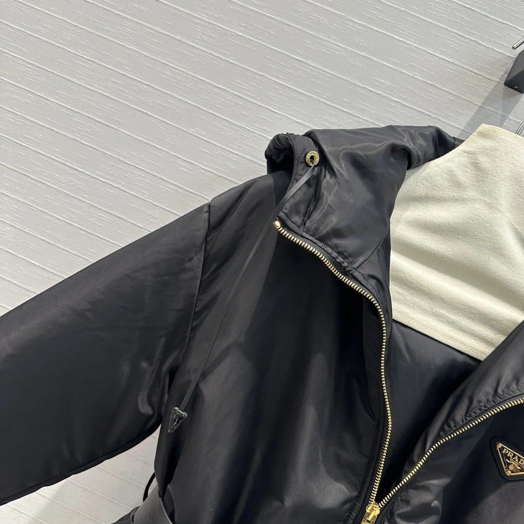 Snug Prada Down Jackets 172749