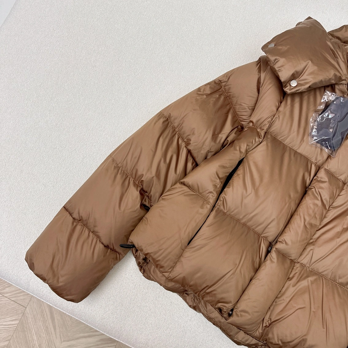 Prada Down Jackets Sporty 172750