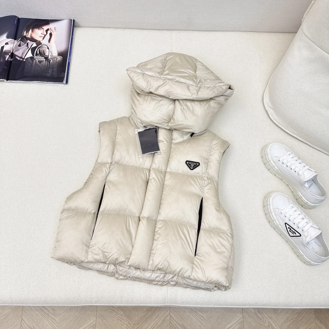 Prada Down Jackets Contemporary 172747