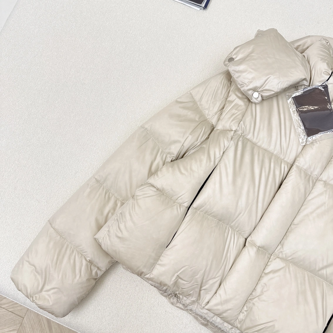 Prada Down Jackets Contemporary 172747