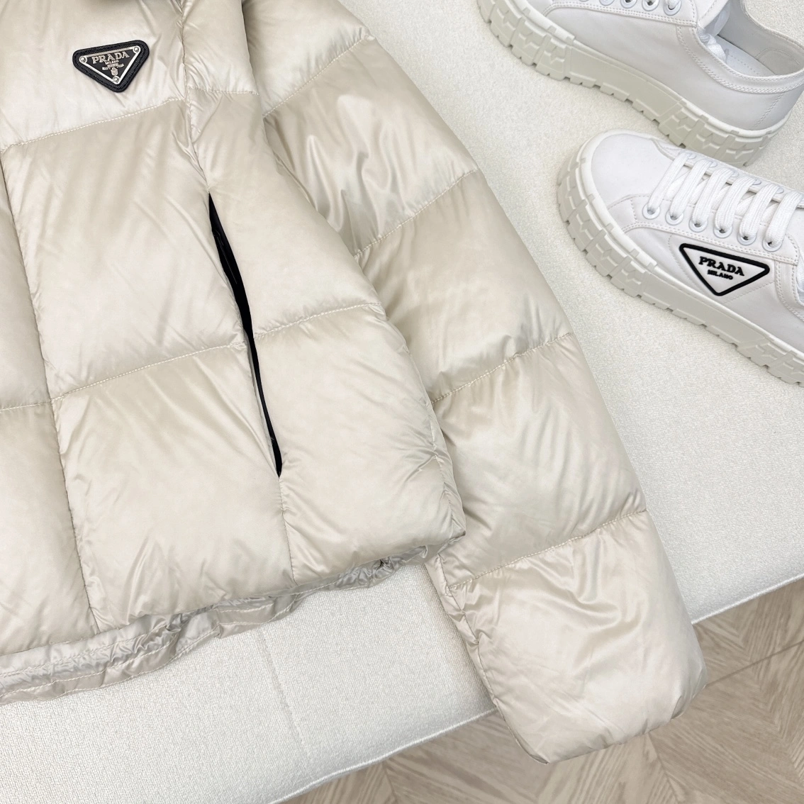 Prada Down Jackets Contemporary 172747