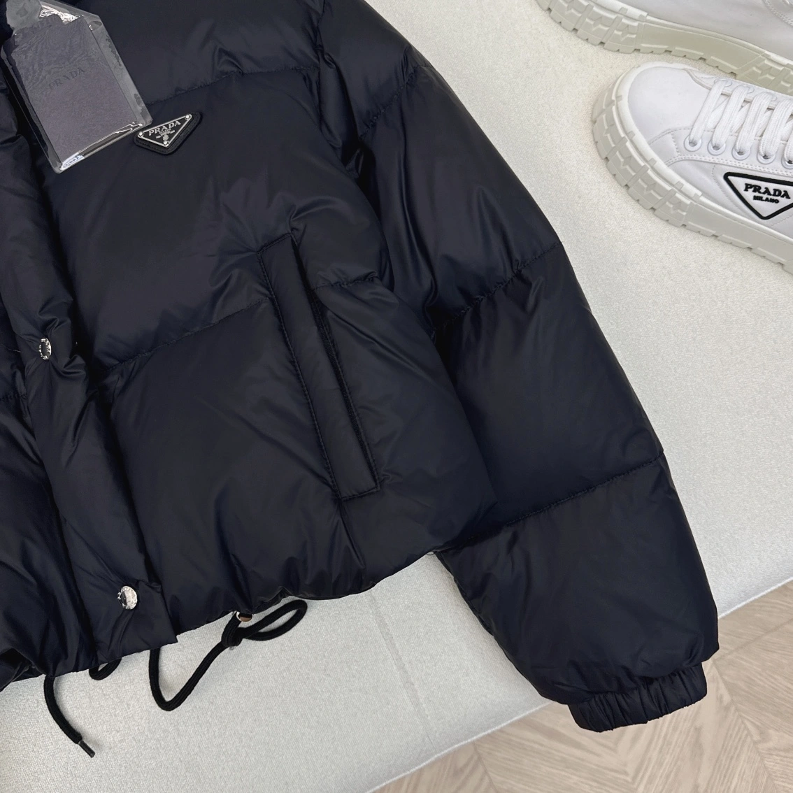 Prada Down Jackets Neat 172739