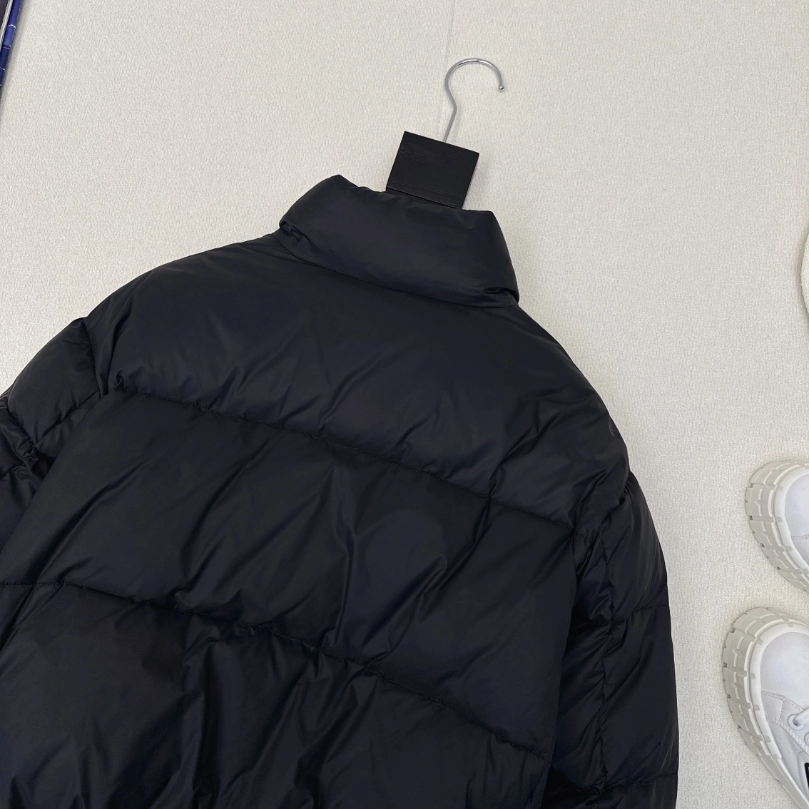 Prada Down Jackets Neat 172739