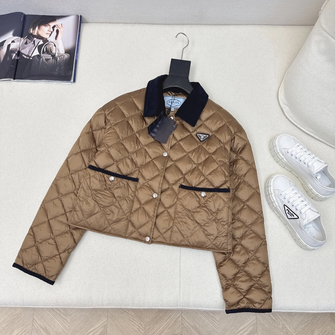 Trendsetting Prada Down Jackets 172734