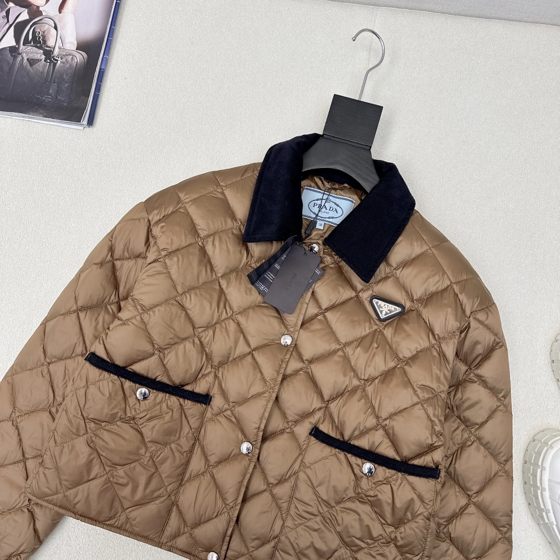 Trendsetting Prada Down Jackets 172734