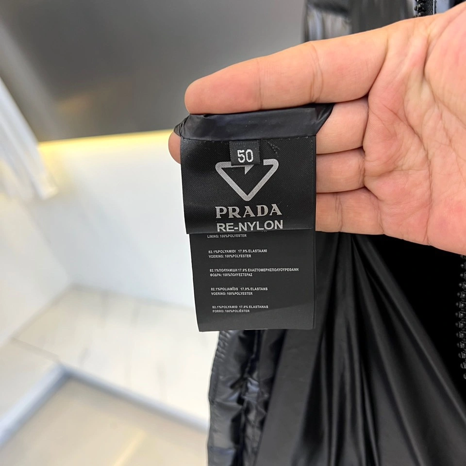 Prada Down Jackets Comfortable 172727