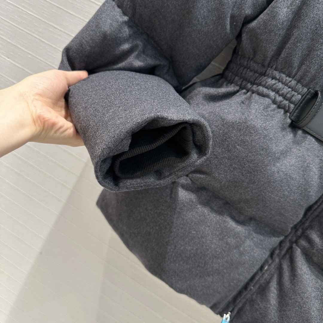 Prada Down Jackets Comfortable 172723