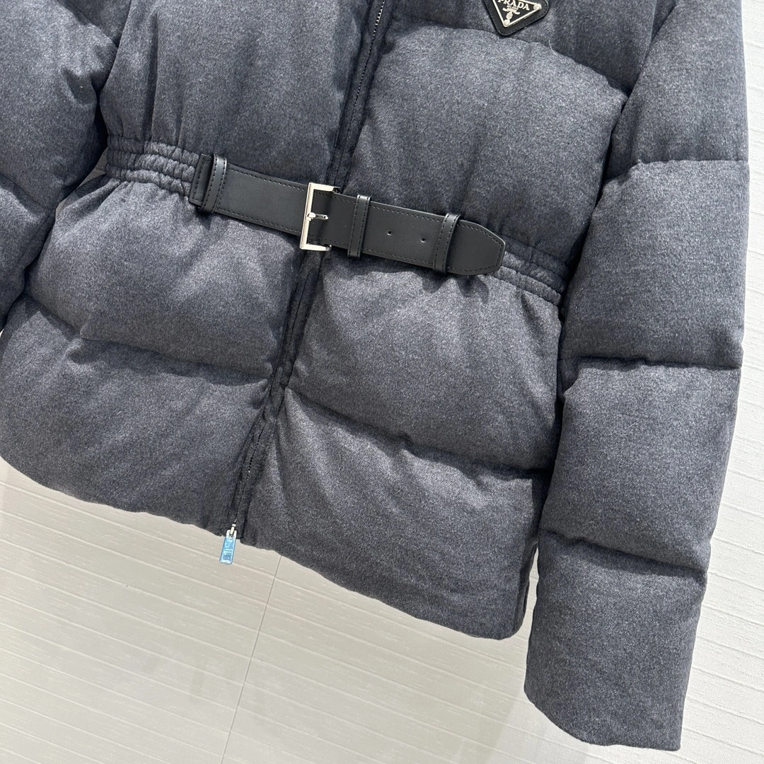 Prada Down Jackets Comfortable 172723