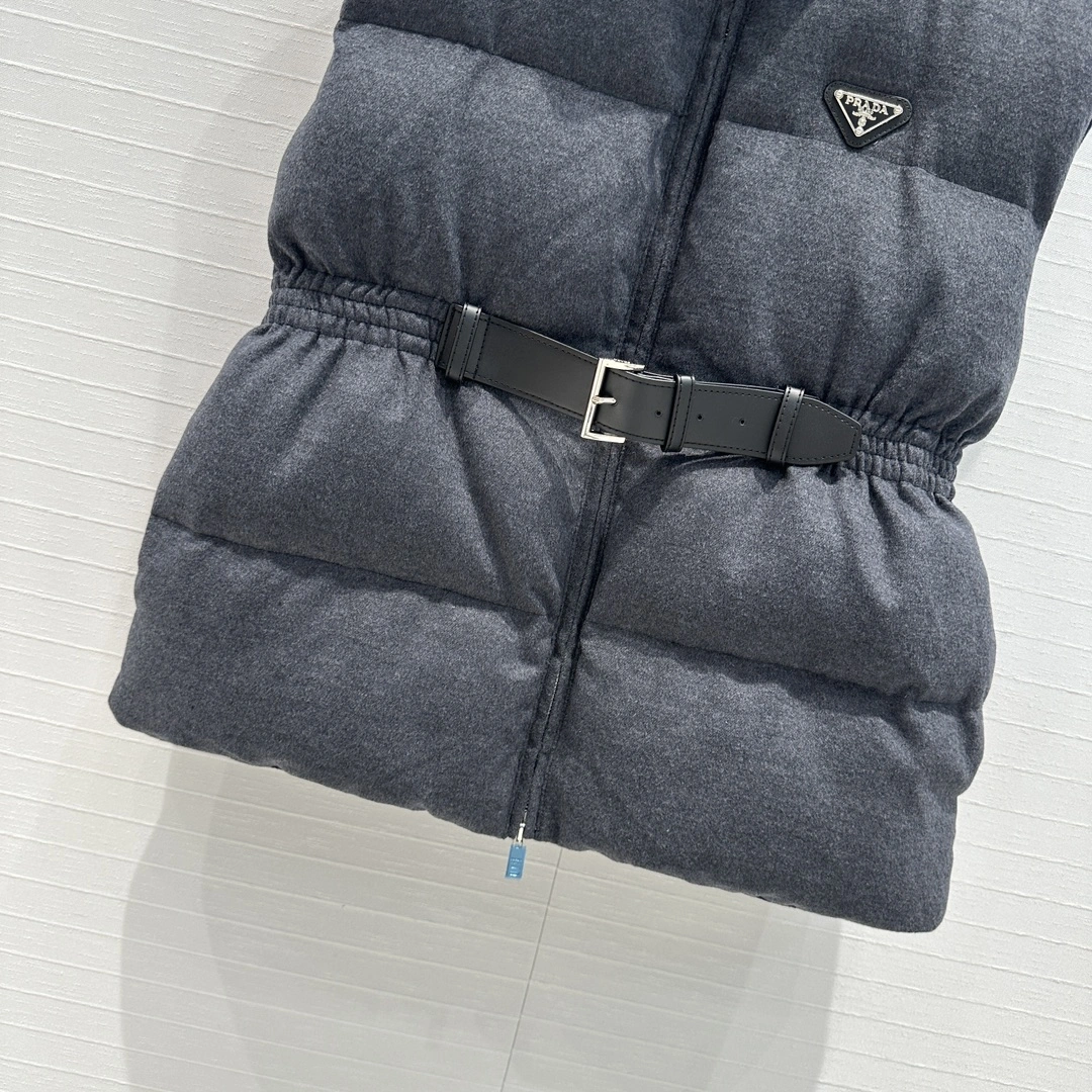 Prada Down Jackets Effortless 172720