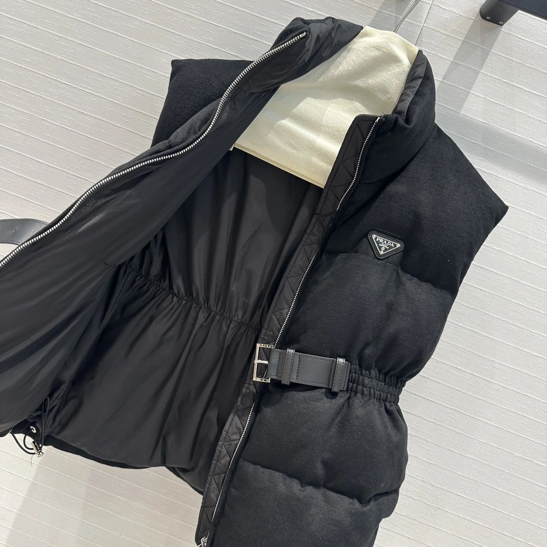 Effortless Prada Down Jackets 172718