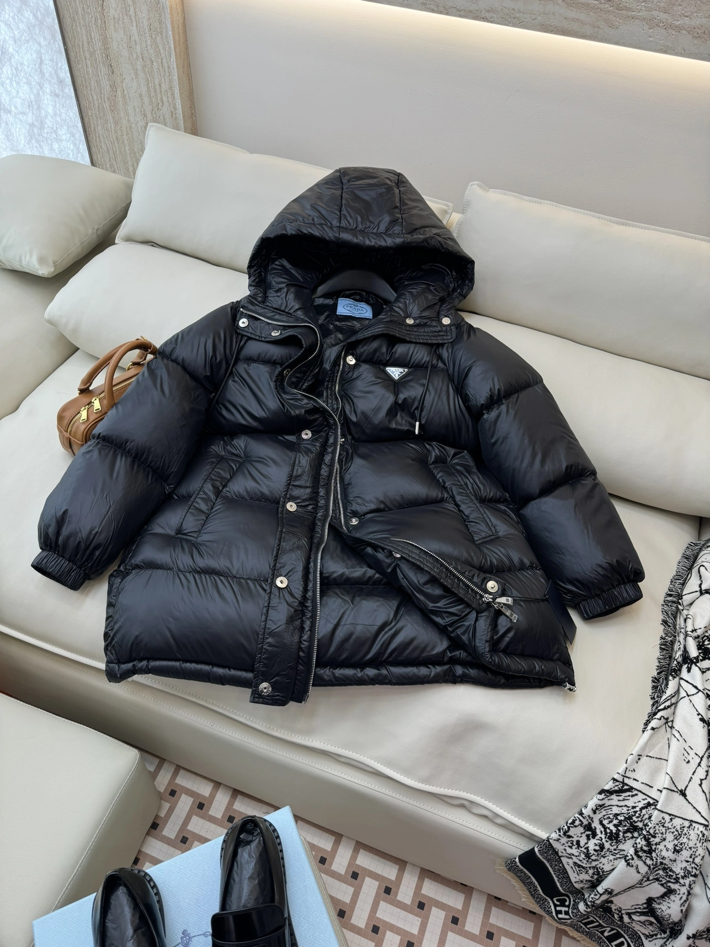 Vibrant Prada Down Jackets 172752