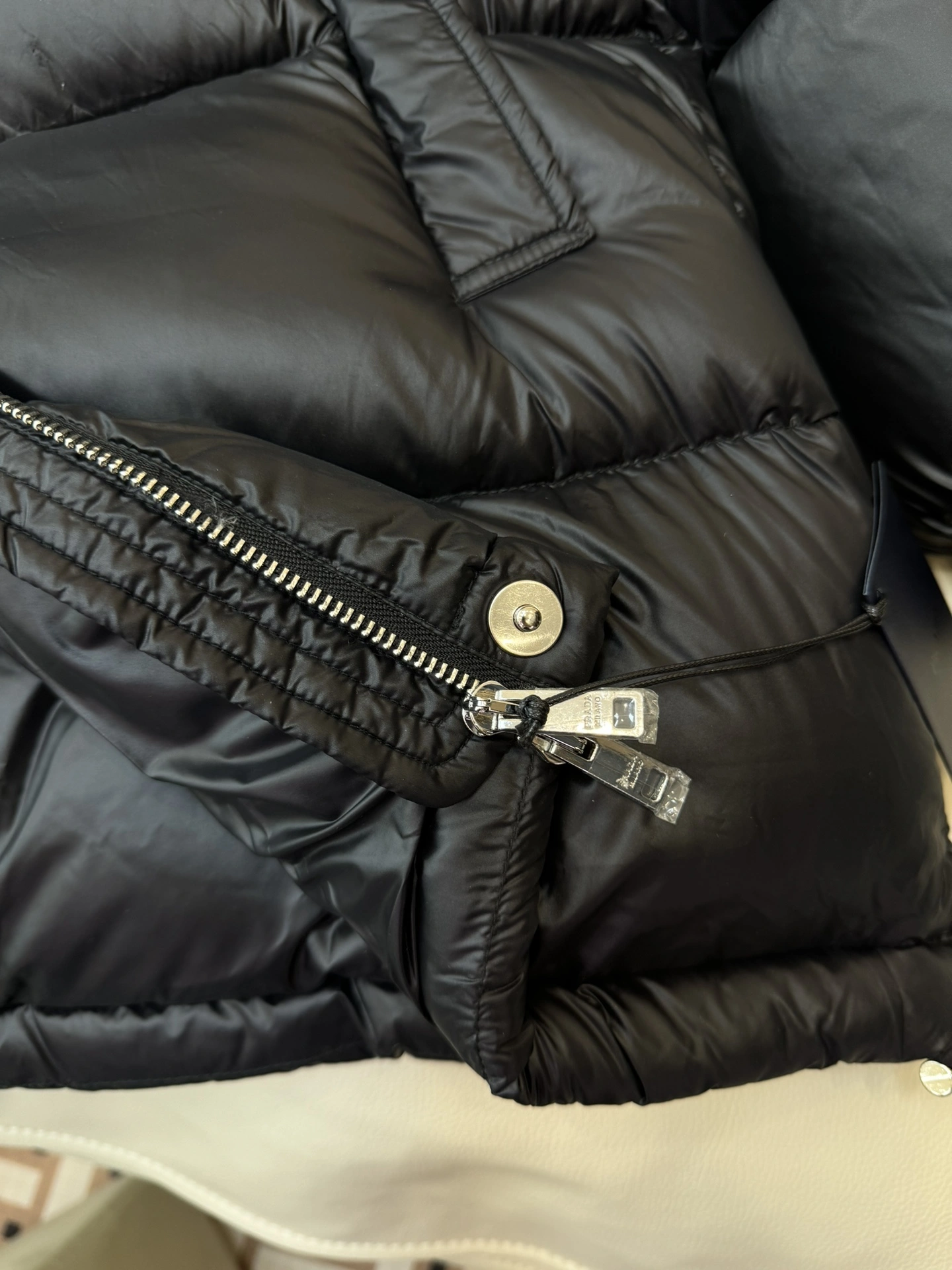 Vibrant Prada Down Jackets 172752
