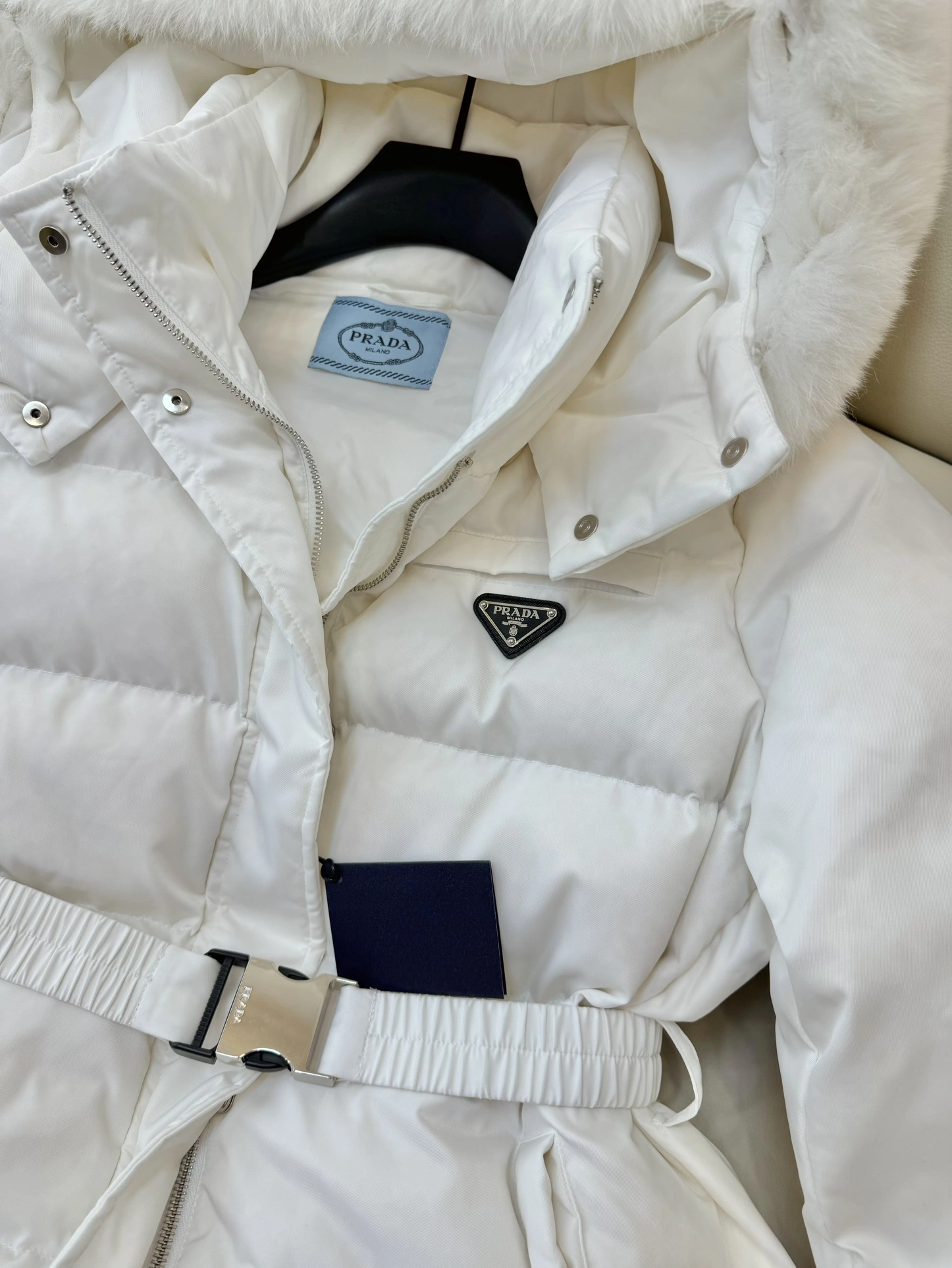 Prada Down Jackets Elegant 172710