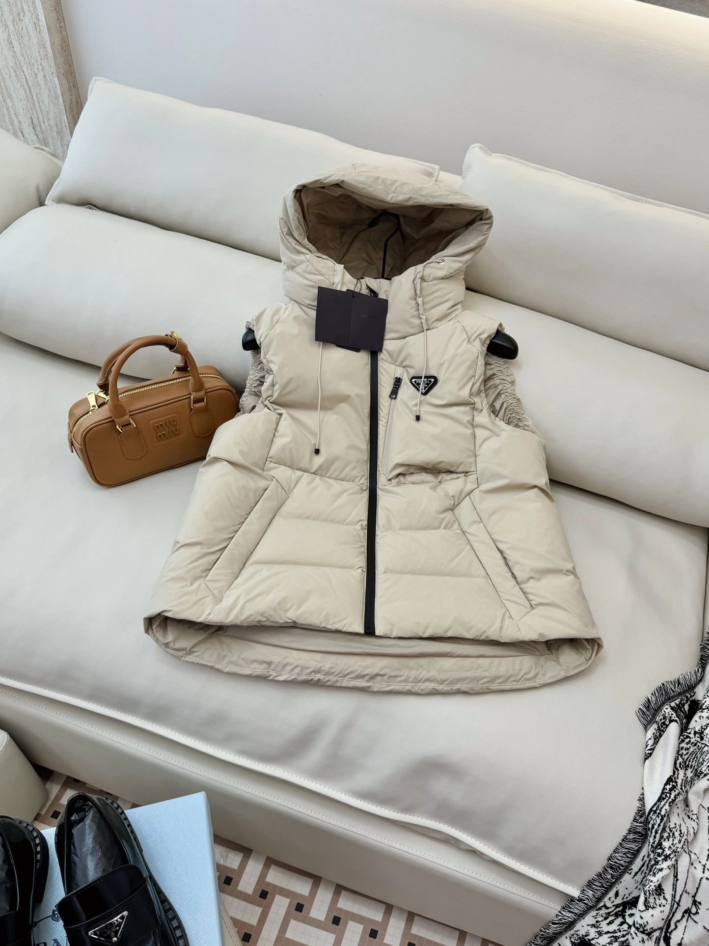 Prada Down Jackets Stylish 172765