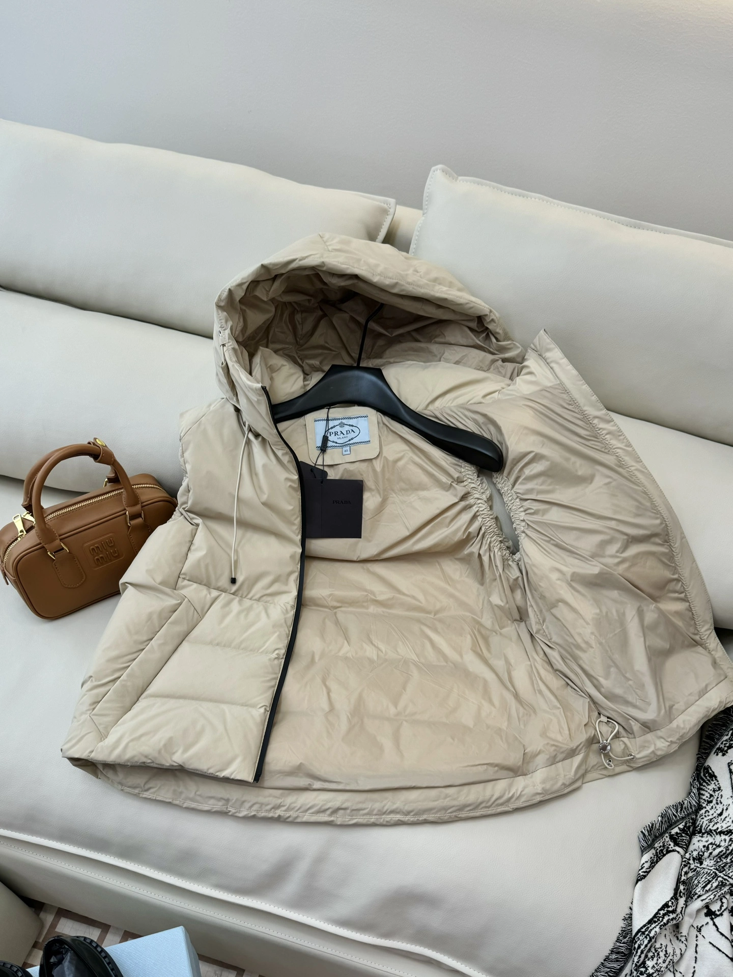 Prada Down Jackets Stylish 172765