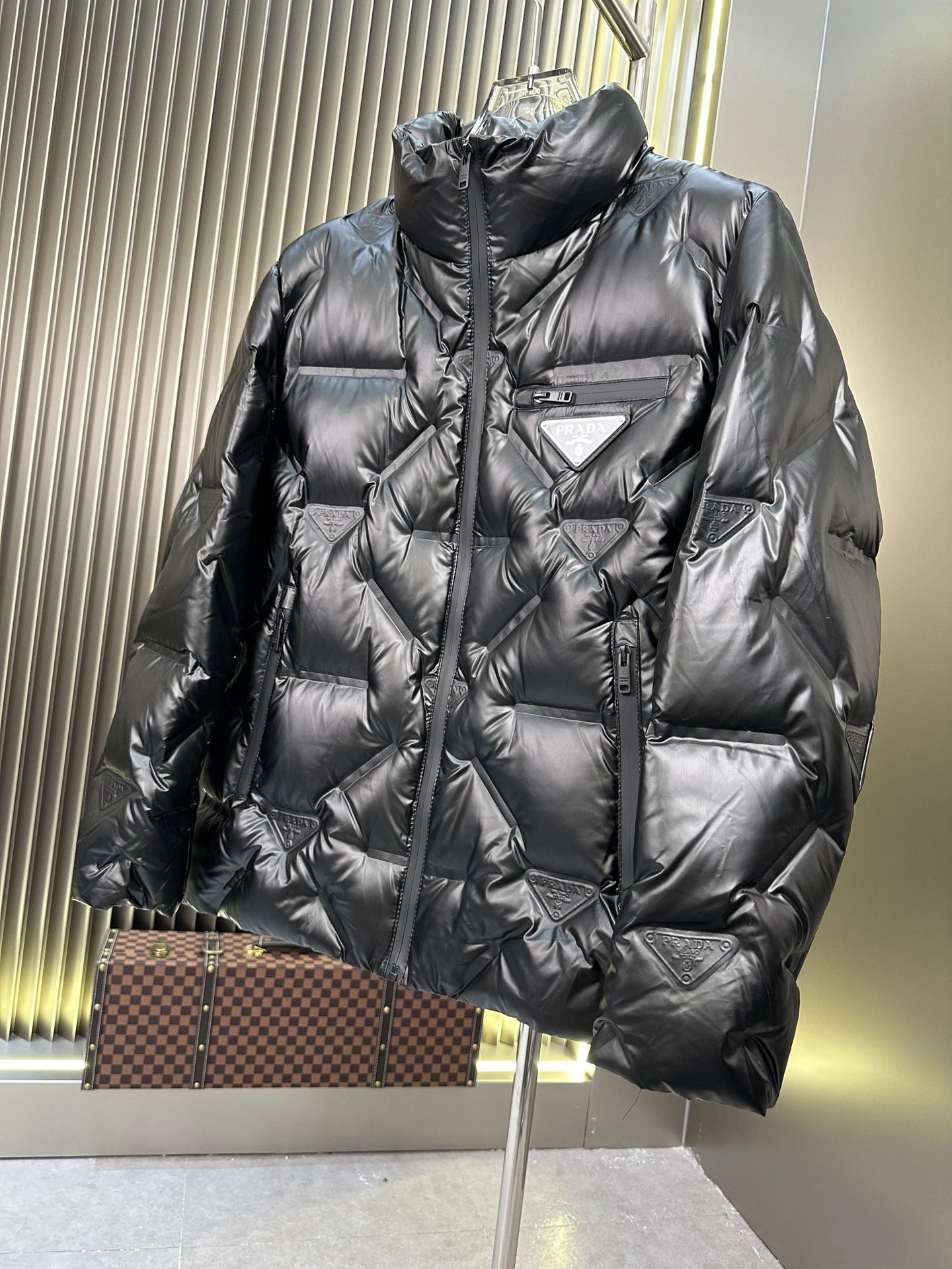 Prada Down Jackets FlexibleFit 172705