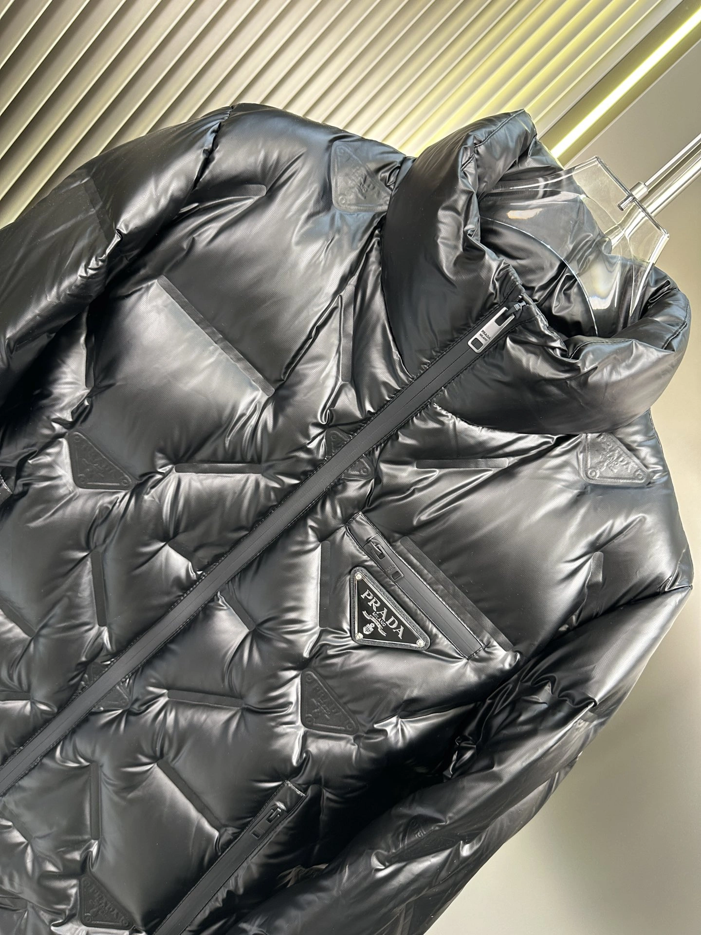 Prada Down Jackets FlexibleFit 172705