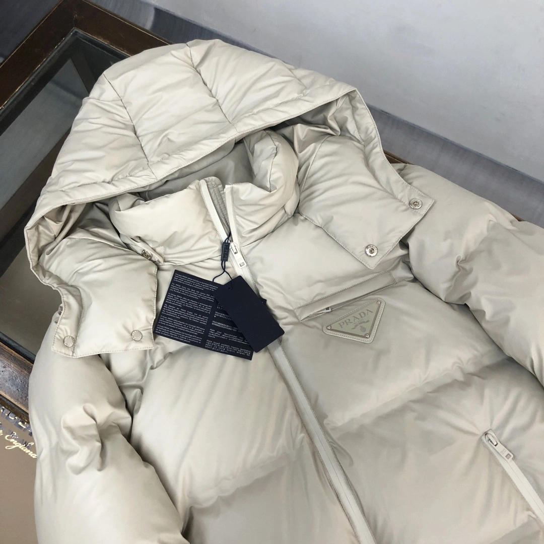 Flexible Prada Down Jackets 172709