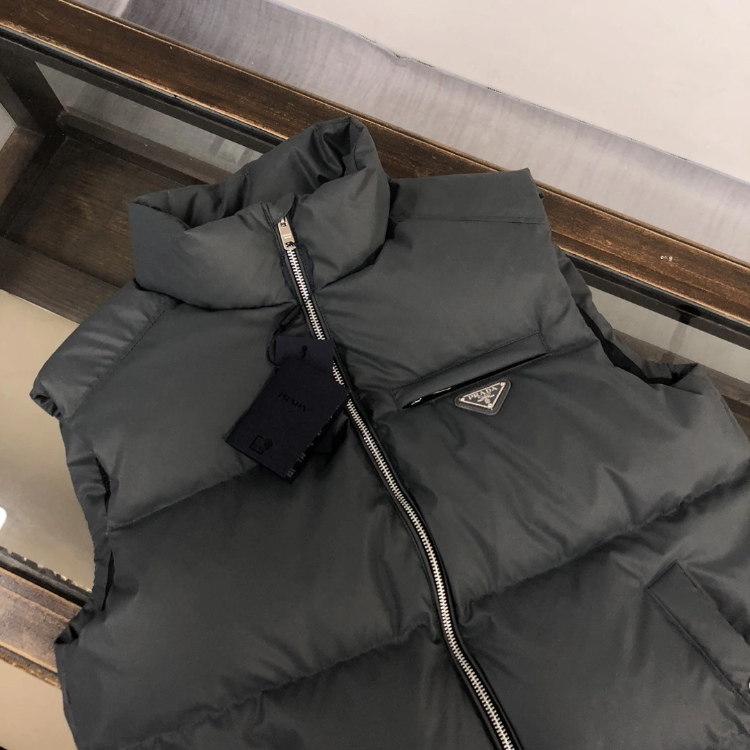 TechFriendly Prada Down Jackets 172700