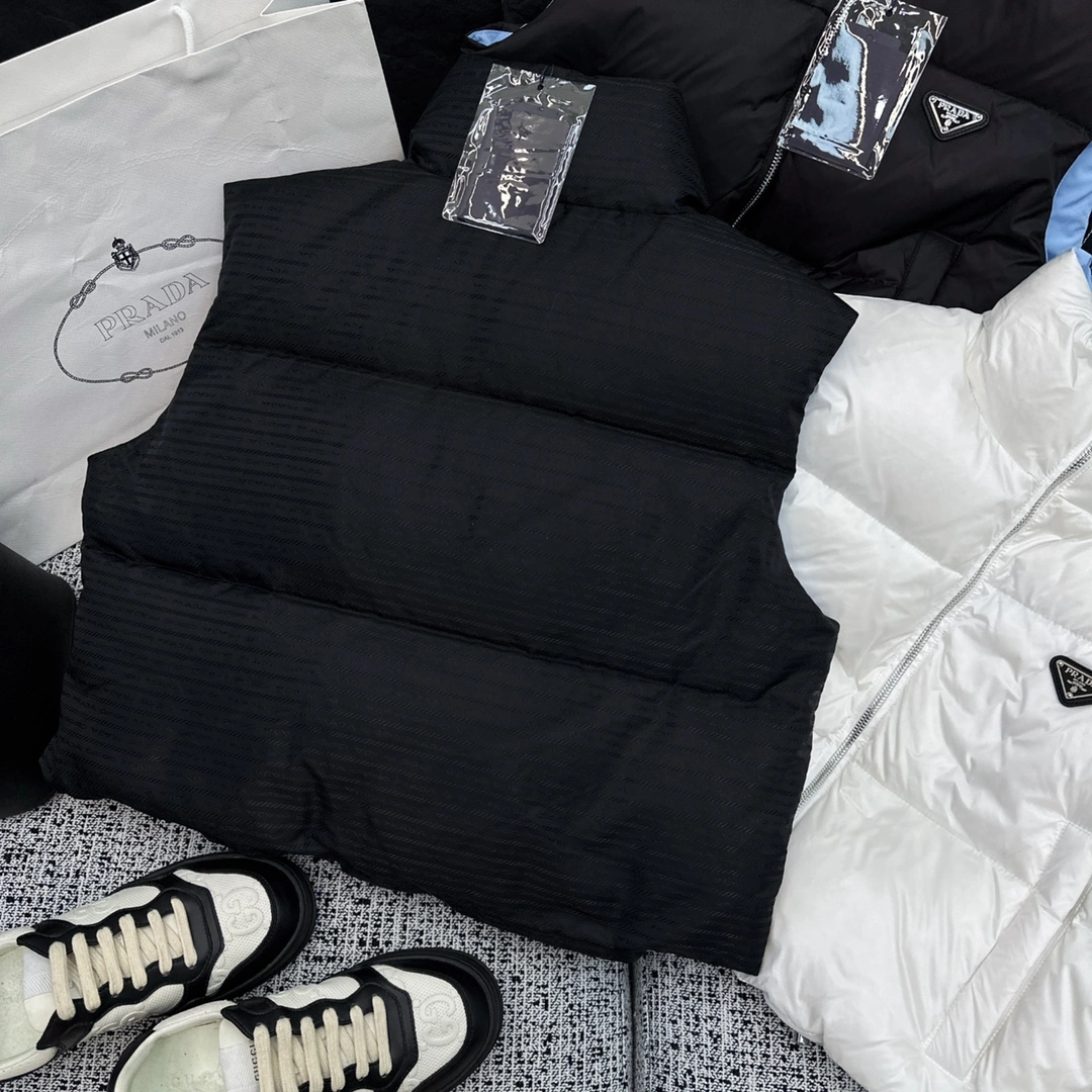 Prada Down Jackets Packable 172699