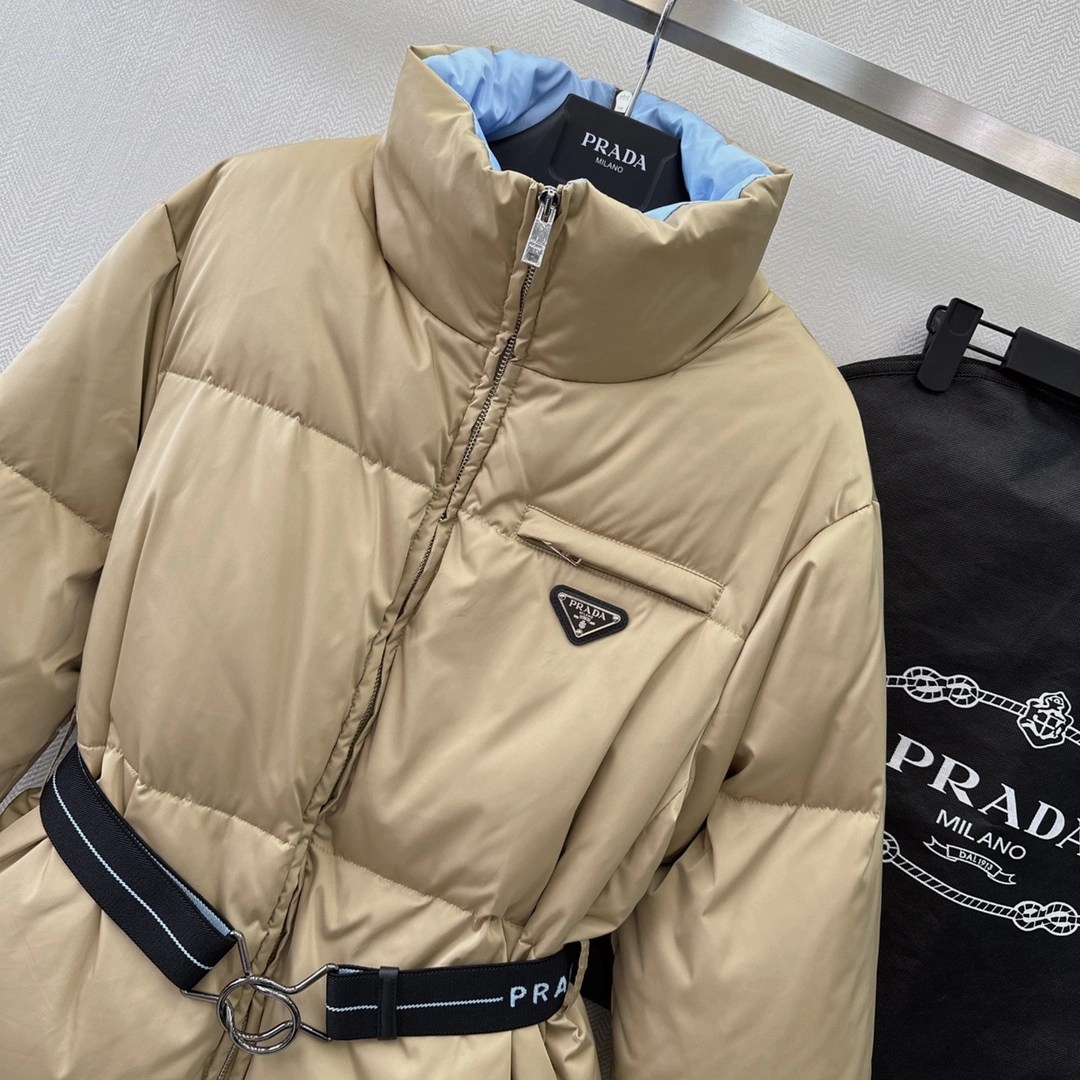 SmoothTexture Prada Down Jackets 172696