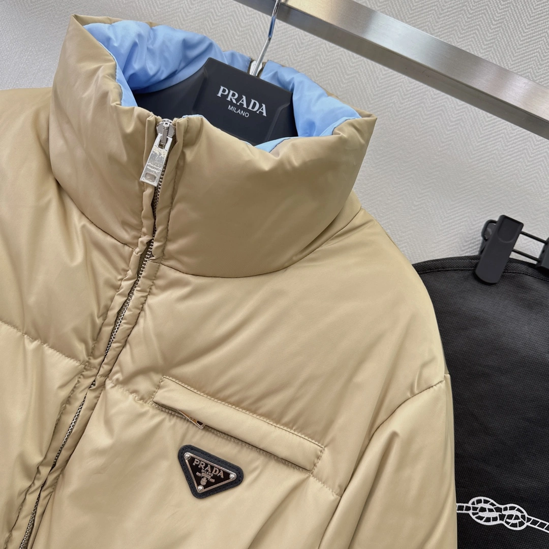SmoothTexture Prada Down Jackets 172696