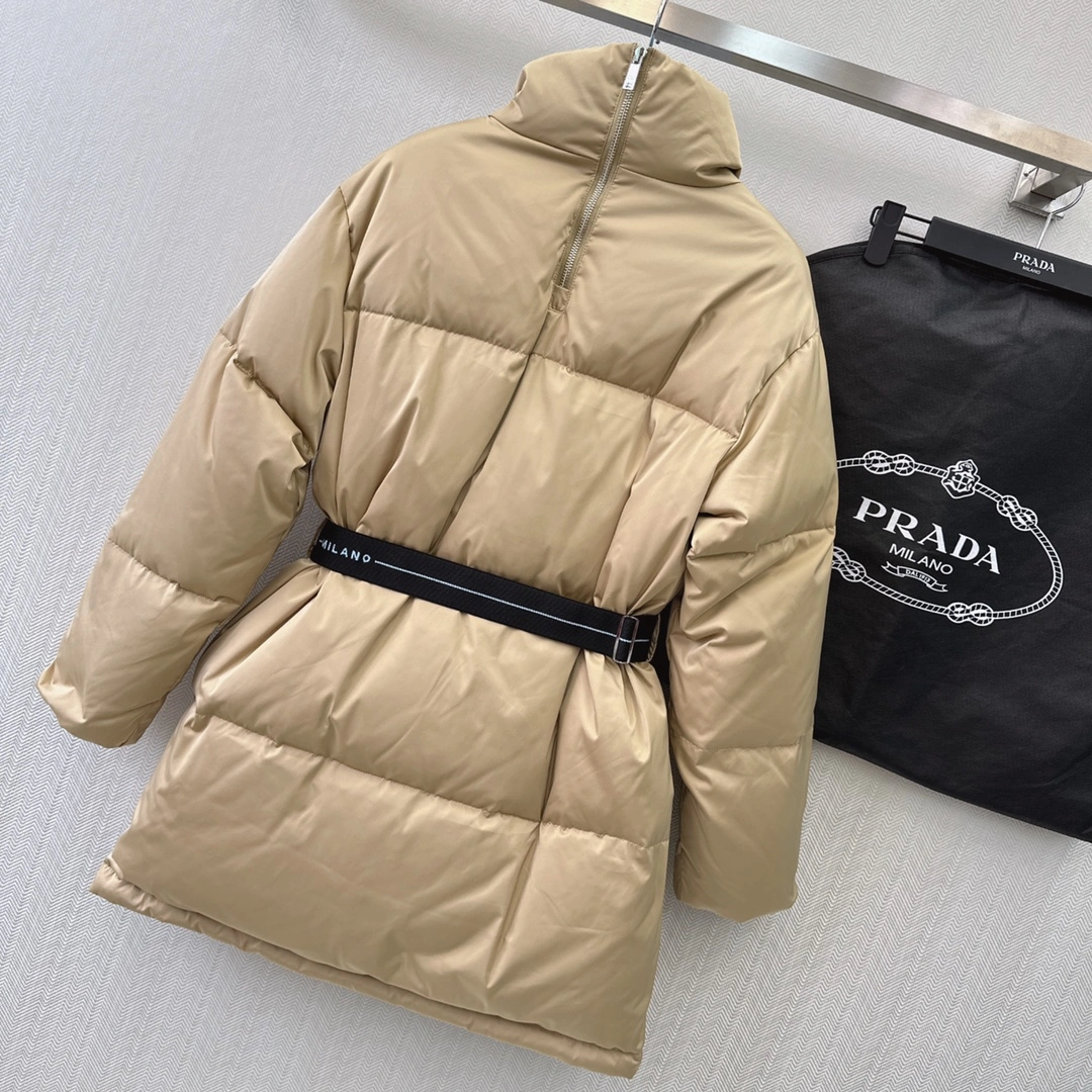SmoothTexture Prada Down Jackets 172696