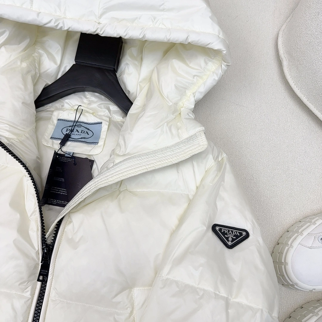 Prada Down Jackets WaterResistant 172781