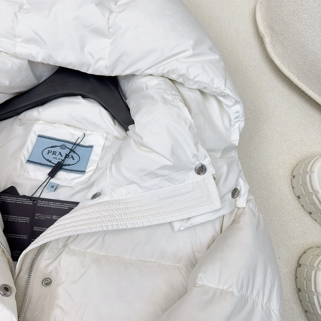 Snug Prada Down Jackets 172763